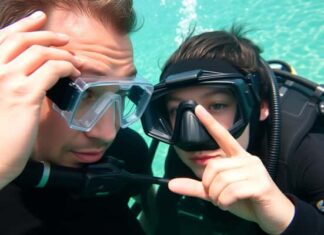เคลียร์หูยังไงไม่ให้เจ็บ? เทคนิคเบื้องต้นสำหรับคนเริ่มดำน้ำ Scuba เคลียร์หูยังไงไม่ให้เจ็บ? เทคนิคเบื้องต้นสำหรับคนเริ่มดำน้ำ Scuba
